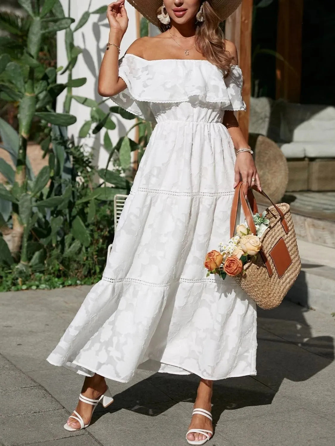 Elvira - Ruched Off Shoulder Kortärmad Midiklänning