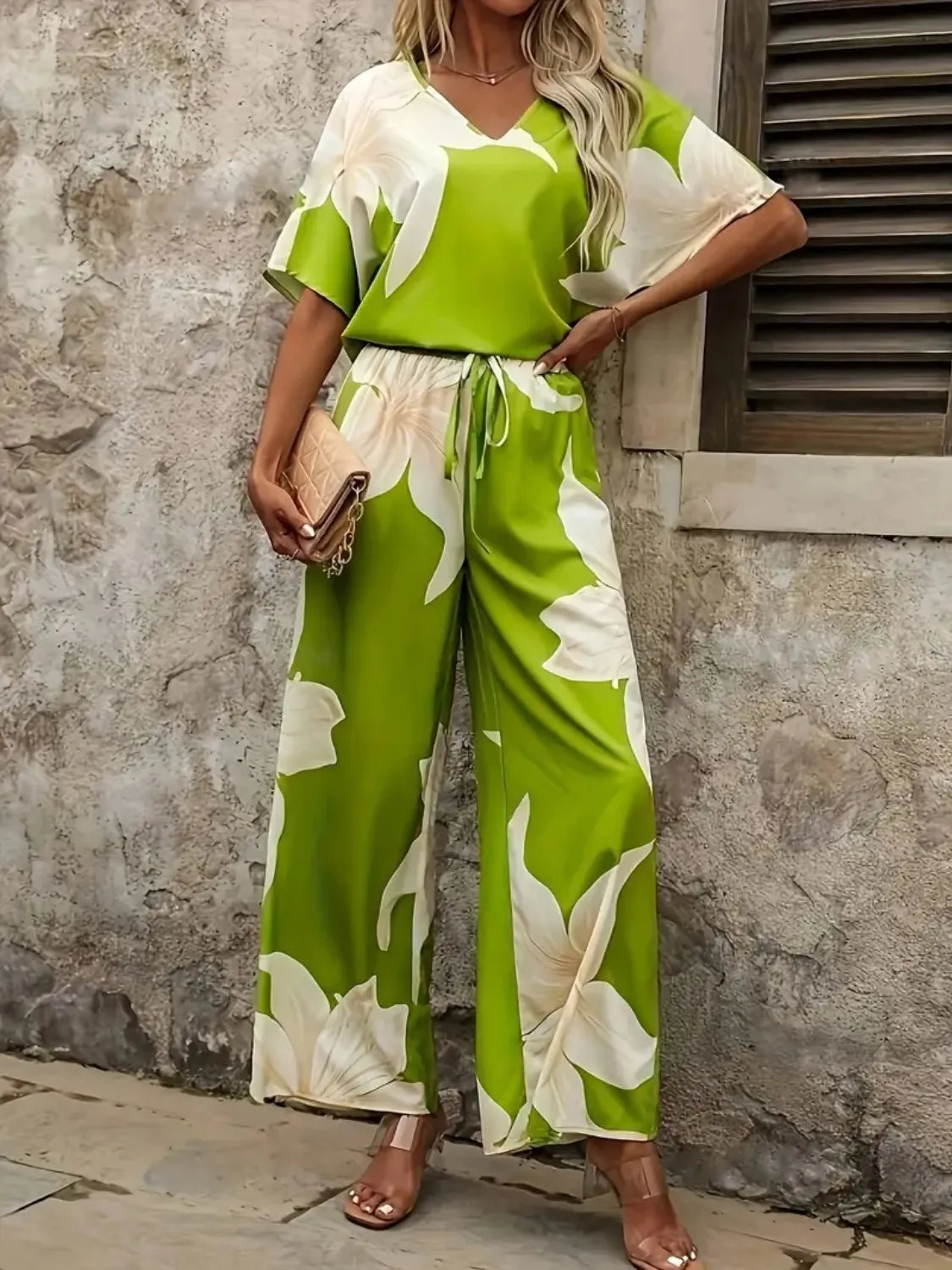 Wilma - Söt Printed V-Neck Top och Vida Byxor Set