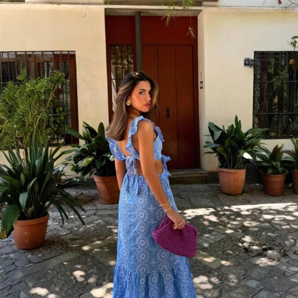Alma - Elegant broderad midiklänning