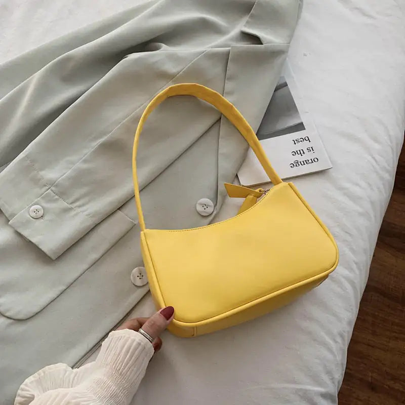Laila - Axelväska Tote med rymlig design och stil